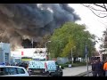 Deen Polyester ging in vlammen op. Giftige rook trok over woonwijk de Zuidert Emmeloord. Posted by www.renews.nl