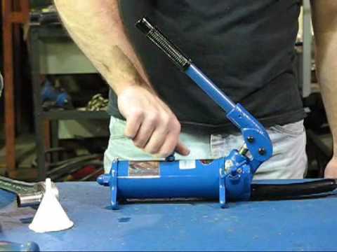 how to bleed enerpac hand pump