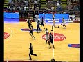 Gallinari (AJ Milano) va a schiacciare su Bodiroga e Lorbek