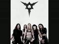 Banda tocando um excelente Dark Metal progressivo...