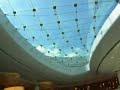 Danieli sulle scale mobili del Bull Ring a Birmingham