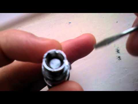 how to open e cig battery
