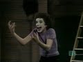 Leo Sayer & the muppets - The Show Must Go On