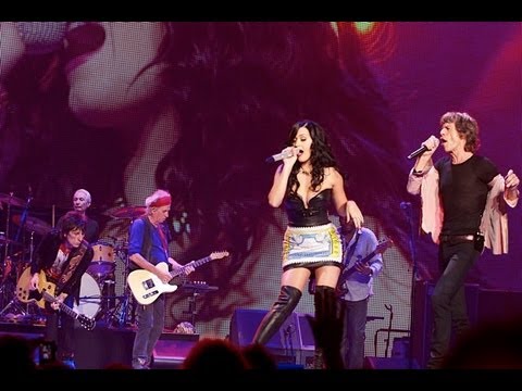 katy - The Rolling Stones - Beast Of Burden with Katy Perry at Las Vegas 11/05/2013.