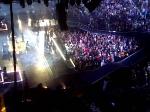 Madonna: Lady Gaga rejected her. Xcel Energy Center St. Paul. Nov 4th 2012