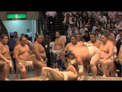 2010年9月稽古総見【栃乃洋隠岐の海ぶつかり稽古】