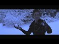 How to make a snowball and throw a snowball with Joseph R�ohm