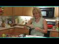videos de Gadget Gal® shows a great gadget for squeezing fresh lime juice.