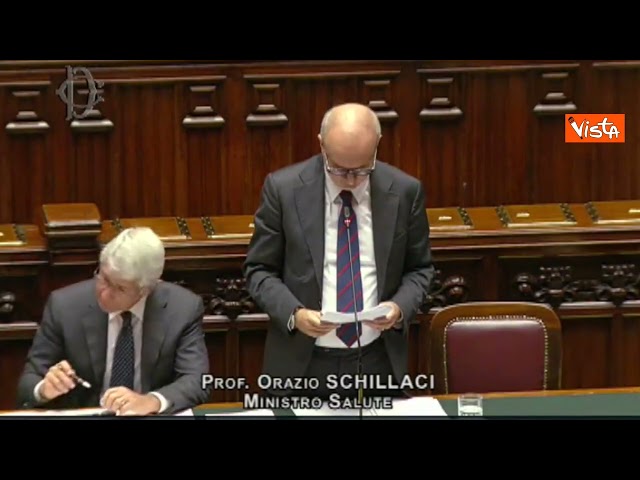 Professioni sanitarie, Schillaci: Valutiamo proroga di un anno per sospensione vincolo esclusività