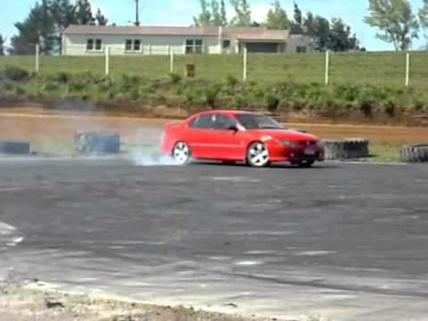 how to turn off traction control on vz