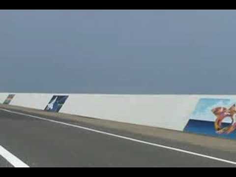 Wall painting made from 1000 people