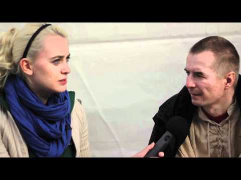 (vvandelland) - Norbert Rost mit Alice im Wandelland.