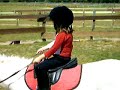 premier examen � poney pour lucie au ranch exotique bonnot � messey sur grosne.
elle a 5 ans et monte depuis 1 an.
il s'agit de l'�preuve pratique consistant en un parcours slalom et trot.