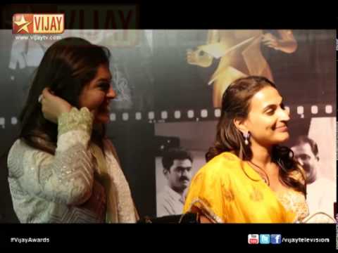 red carpet - Ishwarya Dhanush on Red Carpet Click here http://youtu.be/VTWn-5FEsfA to watch the Full Episode.