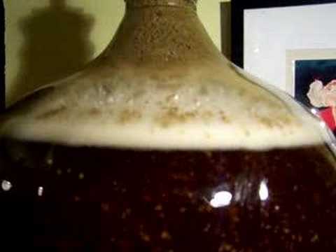 Homebrew clip of active yeast.