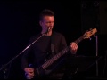 Nakor chante U2 with or without you
