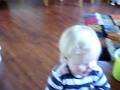 videos de 22-11-08 marit tafel dekken.AVI
