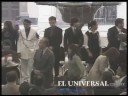 Increpa joven a Calderón en Palacio Nacional