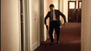 Mr Bean - Mr Bean in room 426 1993 clip1