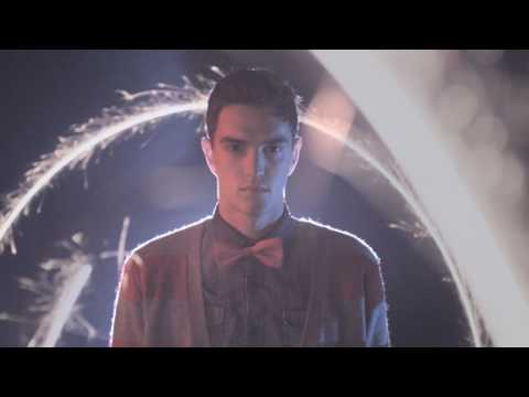 Video | Pull And Bear – The Xmas 2009/10 Collection