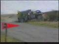 accidente mortale de masina si o baba care danseaza =)) =))