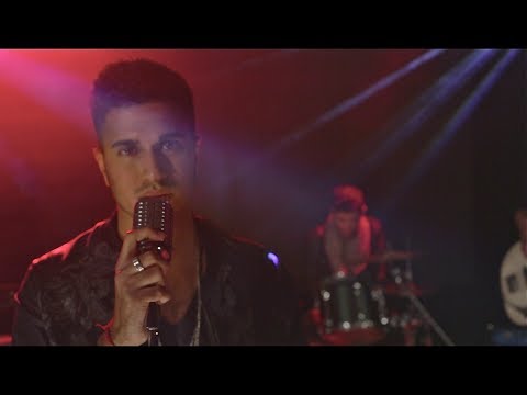 Dekha - For booking inquiries contact: arjunbookings@gmail.com Vote for Arjun's Drake Remix in Ryan Seacrest's cover contest here: http://www.ryanseacrest.com/2014/0...