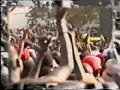 Là je pense que tout le monde se souvient de cette concer k'on retient dan nos mémoire. Vus k'il y avait deux mort ce jour là pour dire tous simplement ke la Reine du Djolof est bien aimée au Sénégal. Elle fait parties des meilleurs chanteuses Sénégalaise. Nos condoléance à la famille des deux victimes dont le Garçon né pas loin de chez nous. Ke la terre leur soit leger amineeee.Et ke longue vie à la reine kel continue de nous béguelé rek, et big Eup wa CIVC contane ci yéne rek.