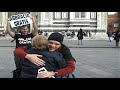 abrazos gratis elche  desde firenze 