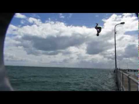 how to get to rye from melbourne by train