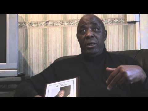 Remise de prix à Mr Jean Jacques Lao 