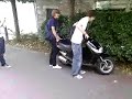 encore arnaud... on a d�plac� le scoot de gauthier, de 10 mettre ... pour le faire flipper... on a gal�r�