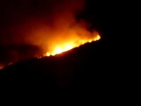 lipari isole eolie incendio monte ...