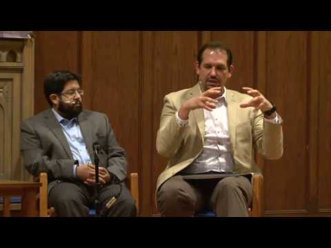 Who is God? A Dialogue between a Muslim & a Christian. (Vinay Khetia, Abdu Murray)