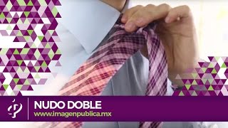 Álvaro Gordoa del Colegio de Imagen Pública continúa con su serie sobre corbatas con el nudo doble para esta prenda