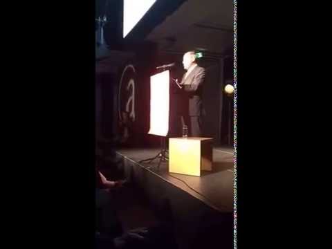 Gregor Gysi hält die Festrede beim Fest zum 70. Gebur ...