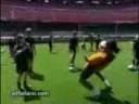videos de طفل يتحدى رونالدينهو.3gp