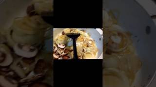 Nana's Pork Chops and Gravy