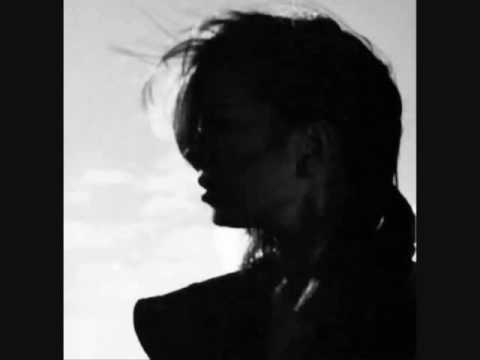 Shirley Manson posts solo demo Pretty Horses online picture 0 Shirley Manson posts solo demo Pretty Horses online