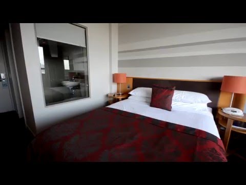 North Sydney Harbour View Hotel Review | The Trouvaille