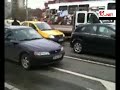 Bătaie-n trafic cu gunoieri și răngi