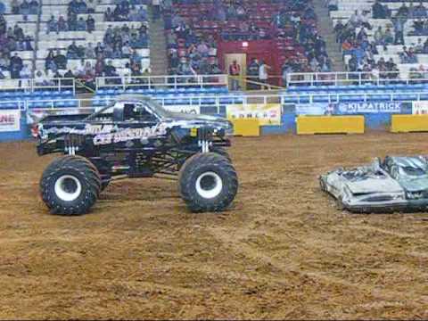 monter truck