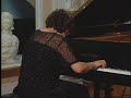 Juana Zayas Plays Mozart