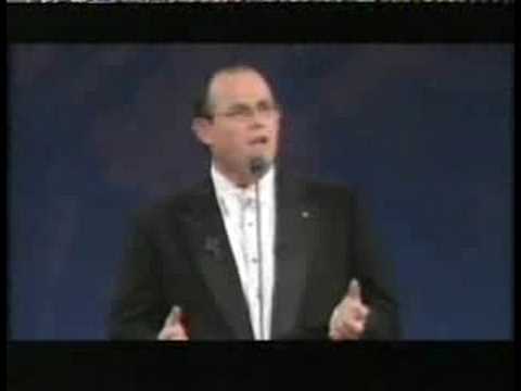 Ronan Tynan
