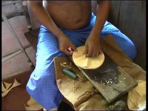Tabla - Led by the ancient story about a parrot, H. Wiethase shows how a tabla is made.