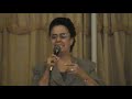 Carmen Sanabria en la iglesia Llego Jesus