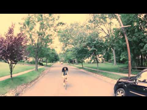 top dawg ent - Top Dawg Entertainment announces the debut of their newest signee, SZA. Known for her airy coos and glitter-trappings, the Alternative songstress shares a sn...