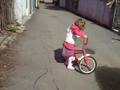 Matilda S. Richert firts bycicle ride!