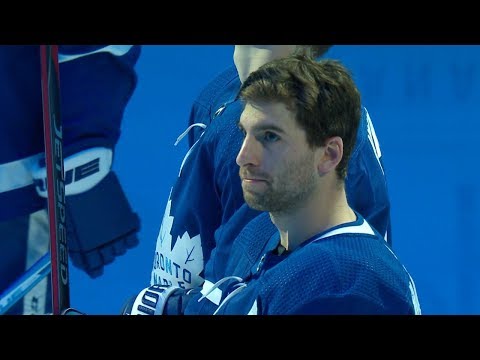John Tavares receives standing ovation, scores a goal