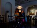 Alle-spelar-med-hans