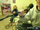 JuJu sings for fans on JTV.